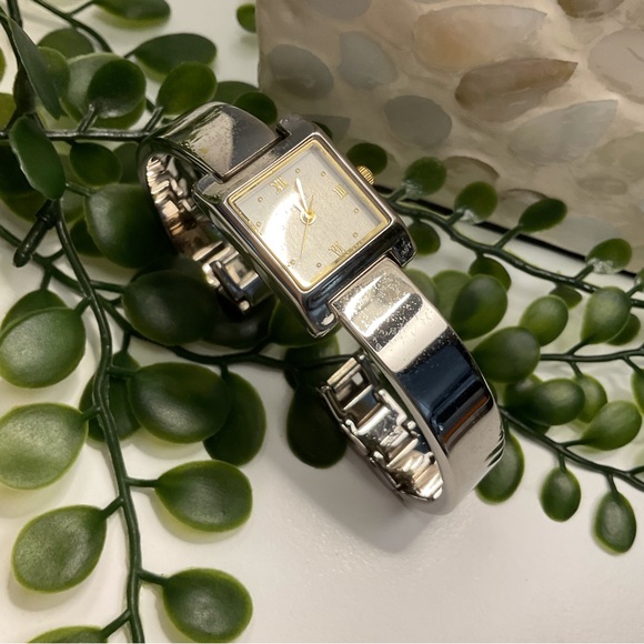 Anne Klein fashion watch silvertone and goldtone together making a bracelet - Picture 2 of 3